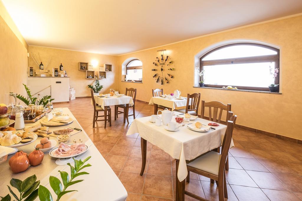 Costa Catterina B&B Castagnito Dış mekan fotoğraf
