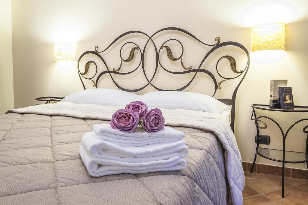 Costa Catterina B&B Castagnito Dış mekan fotoğraf
