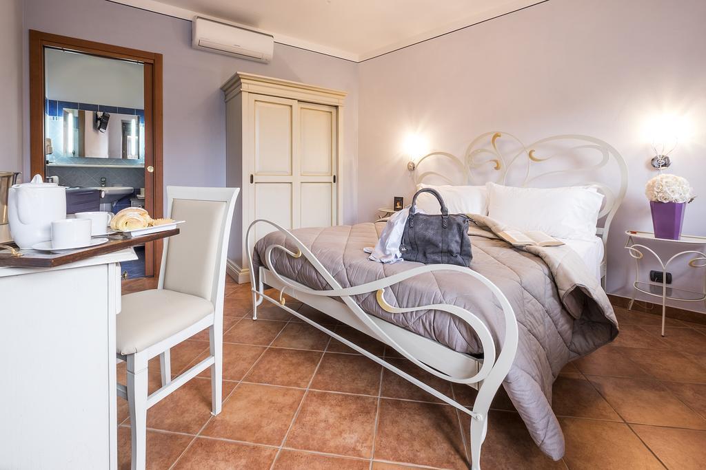 Costa Catterina B&B Castagnito Dış mekan fotoğraf